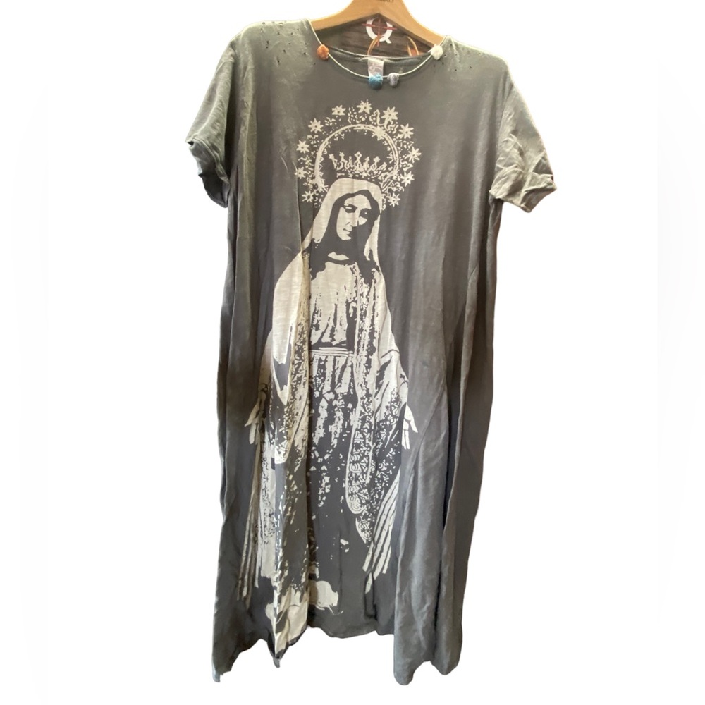 Magnolia Pearl Crown of our Lady T Dress